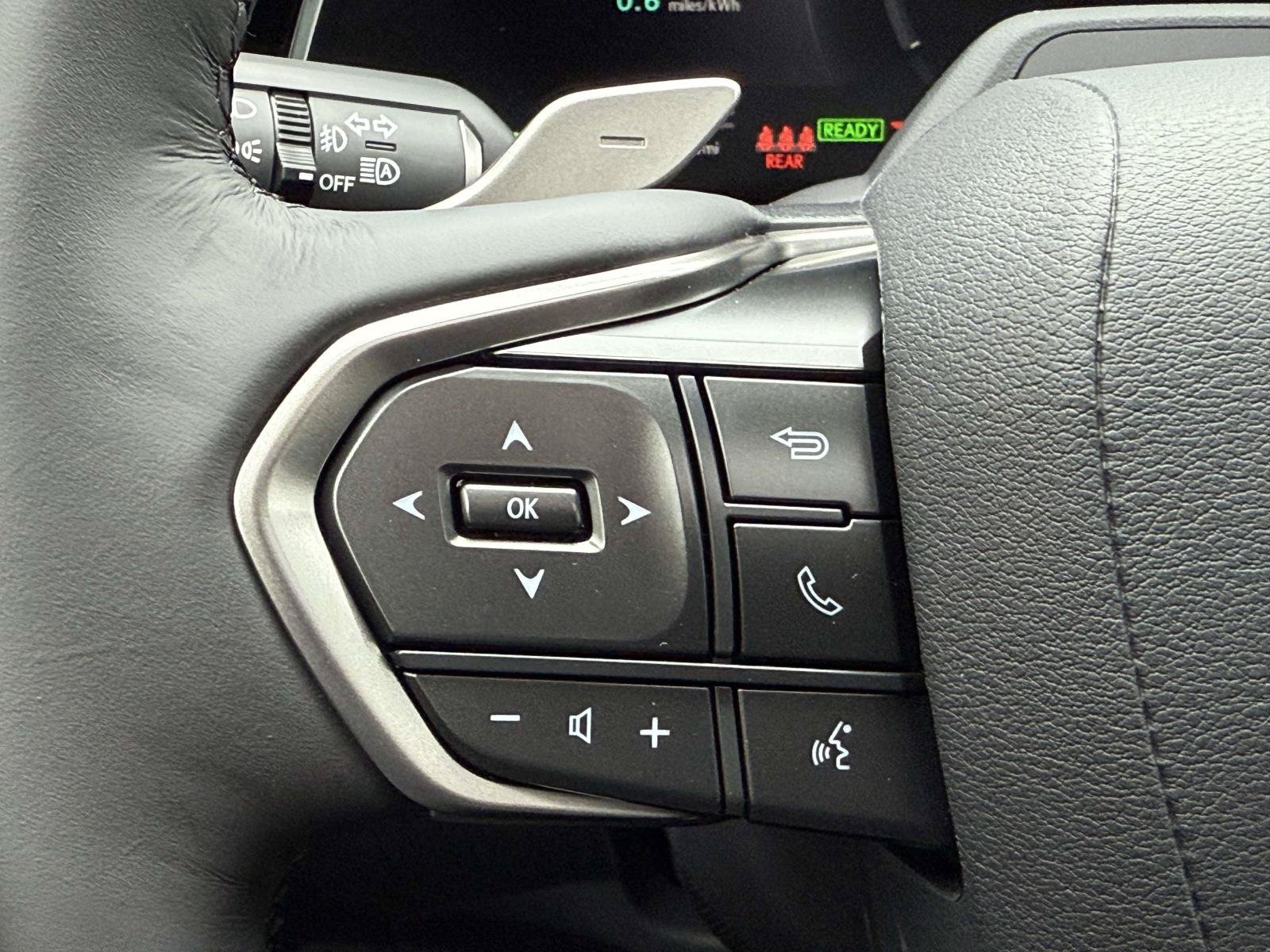 New 2026 Lexus RX 450h AWD image 18
