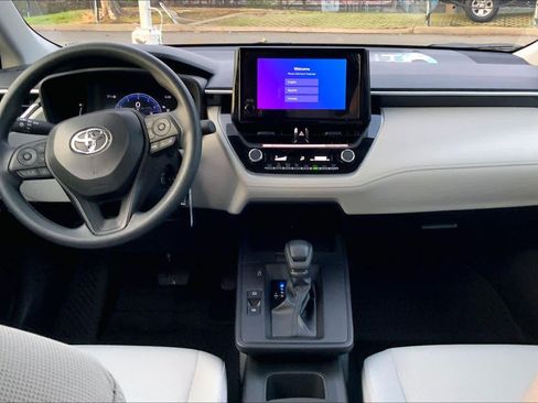 New 2026 Toyota Corolla Cross L image 5