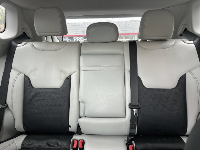Used 2019 Jeep Compass Limited w/ Safety & Security Group AWD/4WD image 21