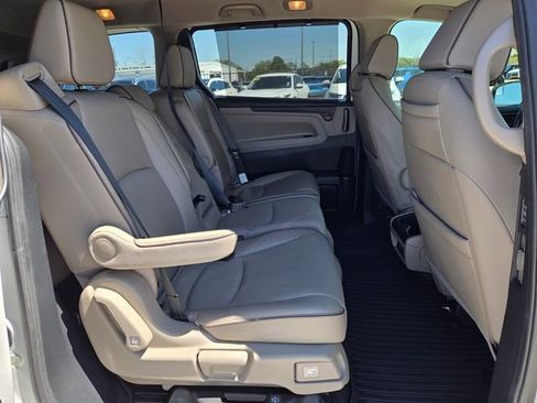 Used 2022 Honda Odyssey Elite image 21