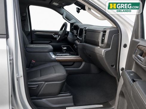 Used 2022 Chevrolet Silverado 1500 LT RWD image 14