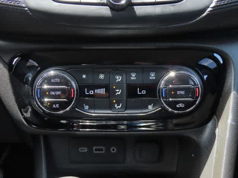 Used 2020 Buick Encore GX Select FWD image 20
