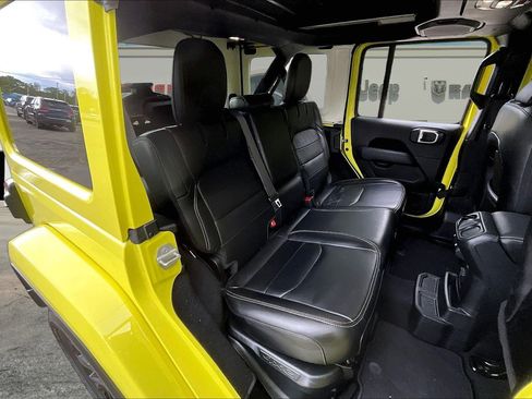 Certified 2023 Jeep Wrangler Unlimited Sahara w/ Cold Weather Group AWD/4WD image 24