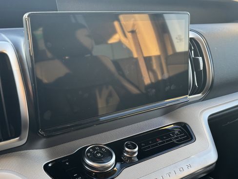 New 2025 Ford Expedition Max Active image 15