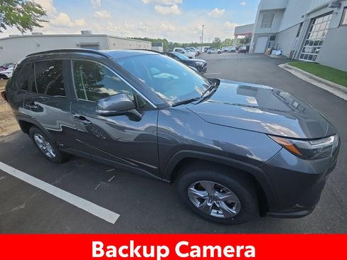 Used 2025 Toyota RAV4 XLE w/ Convenience Package AWD/4WD image 9
