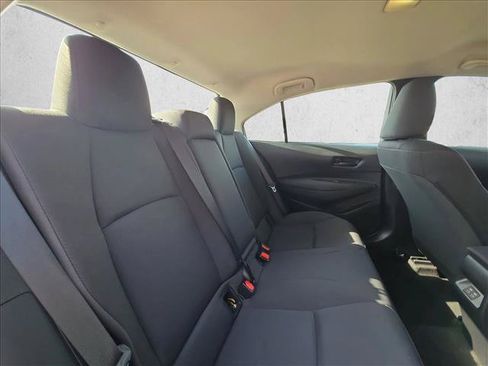 Used 2024 Toyota Corolla LE FWD image 18