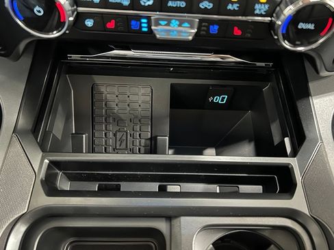 New 2026 Ford F250 Lariat w/ Black Appearance Package AWD/4WD image 27