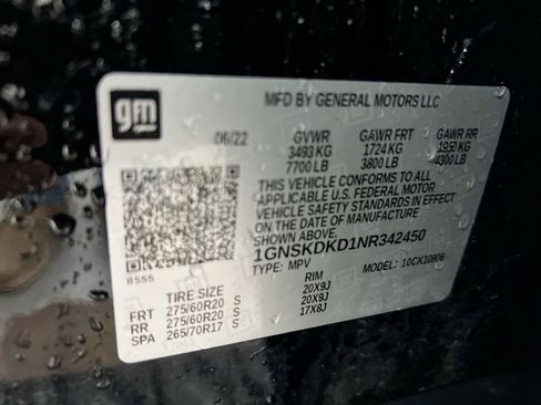 Used 2022 Chevrolet Suburban Z71 w/ Luxury Package AWD/4WD image 24
