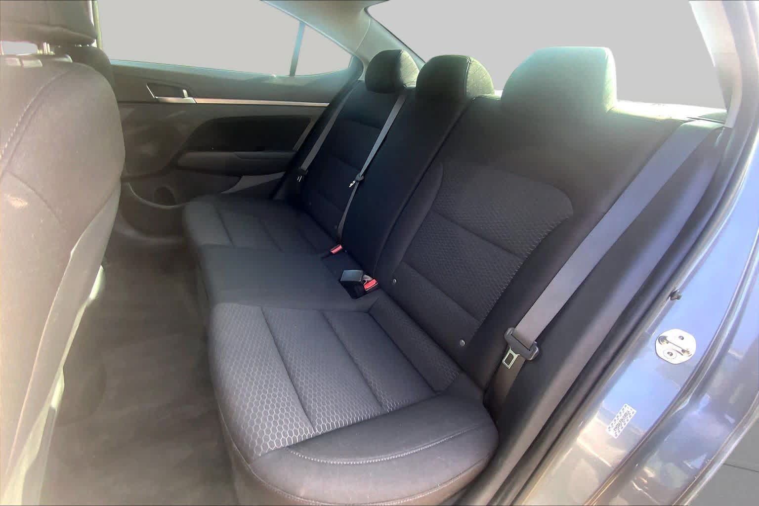 Used 2019 Hyundai Elantra SEL w/ Cargo Package FWD image 18