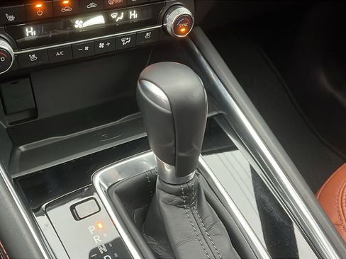 Certified 2025 MAZDA CX-5 Carbon Edition image 17