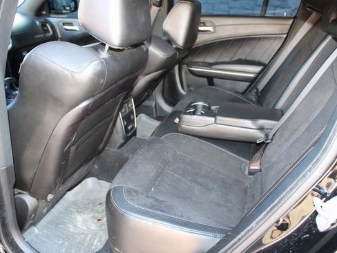 Used 2019 Dodge Charger Scat Pack w/ Plus Group image 5