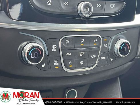 Certified 2023 Chevrolet Traverse LT FWD image 24