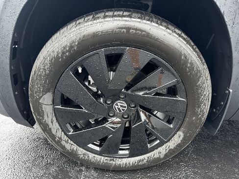 New 2026 Volkswagen Atlas SE AWD/4WD image 8