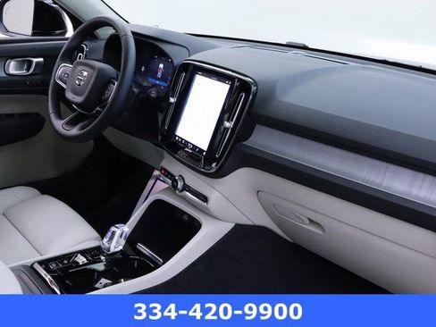 New 2025 Volvo XC40 B5 Plus w/ Protection Package Premier image 17