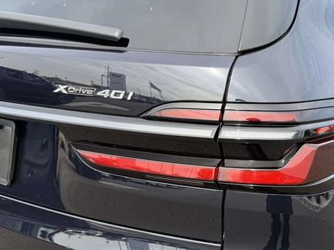 Used 2024 BMW X7 xDrive40i w/ Executive Package AWD/4WD image 40
