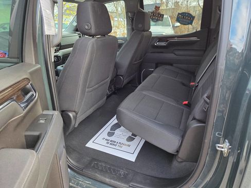 Used 2025 Chevrolet Silverado 1500 LT image 14