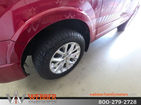 Used 2016 Ford Expedition Limited w/ Equipment Group 301A AWD/4WD image 14