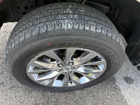 Used 2018 Ford F150 XLT w/ Equipment Group 302A Luxury AWD/4WD image 12