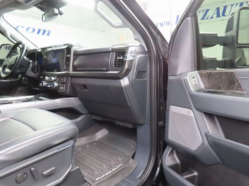 Used 2024 Ford F350 Lariat w/ Sport Appearance Package image 29