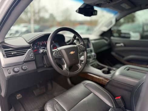 Used 2020 Chevrolet Tahoe LT image 13