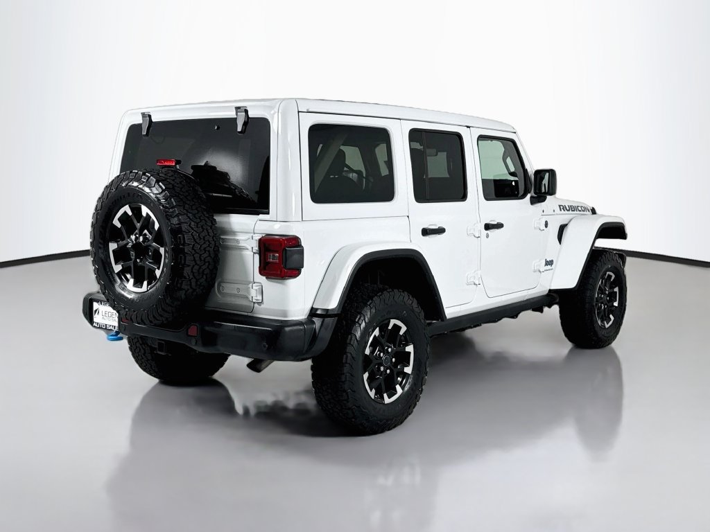 Used 2024 Jeep Wrangler Unlimited Rubicon 4xe AWD/4WD image 6