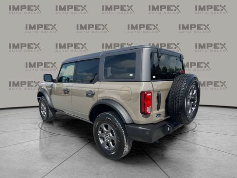 Used 2025 Ford Bronco Big Bend AWD/4WD image 3