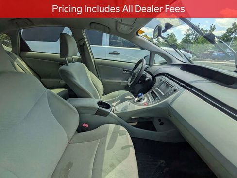 Used 2013 Toyota Prius Three FWD image 10