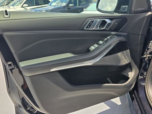 New 2026 BMW X5 sDrive40i w/ M Sport Package RWD image 13