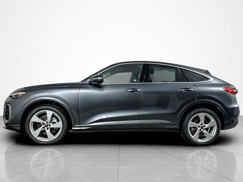 New 2025 Audi Q5 Prestige image 3