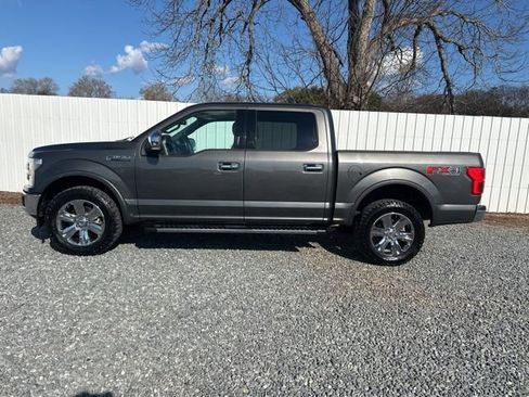 Used 2018 Ford F150 Lariat w/ Equipment Group 502A Luxury image 2
