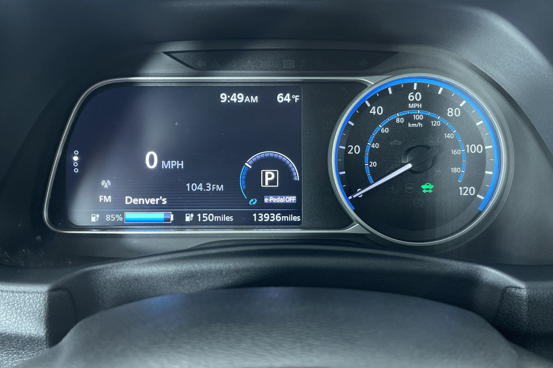 Certified 2025 Nissan Leaf S FWD image 17