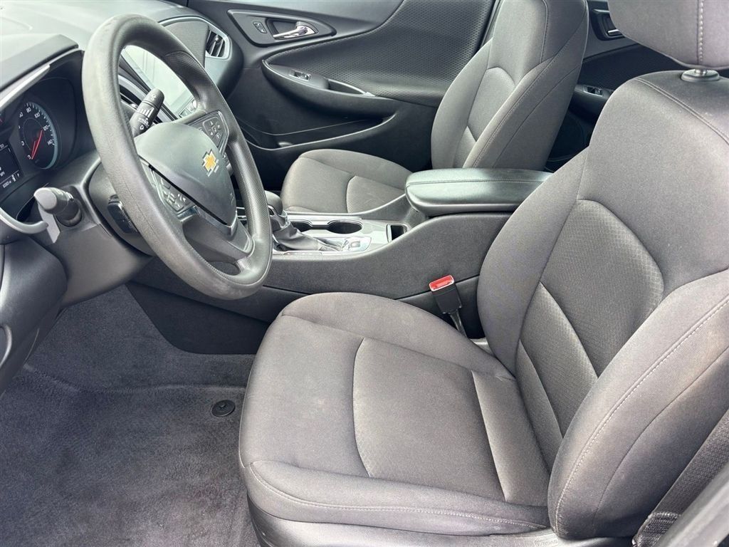Used 2024 Chevrolet Malibu LT FWD image 14