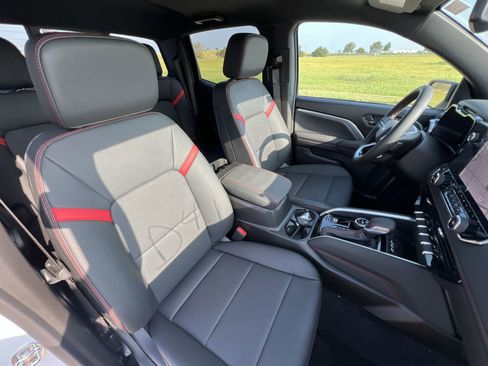 New 2026 Chevrolet Colorado Z71 w/ Technology Package image 28