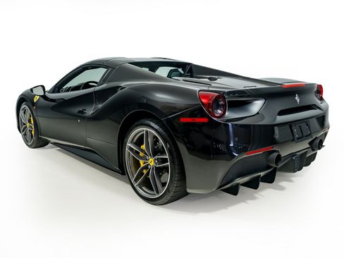 Certified 2017 Ferrari 488 Spider RWD image 4