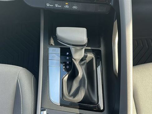 Certified 2025 Hyundai Elantra Sport FWD image 27