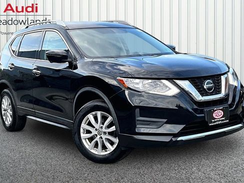 Used 2018 Nissan Rogue SV w/ Premium Package AWD/4WD image 3