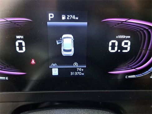 Used 2024 Kia Sportage LX image 2