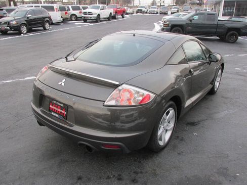 Used 2012 Mitsubishi Eclipse SE image 5