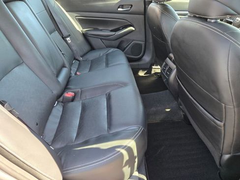 Used 2023 Nissan Altima 2.5 SL FWD image 18