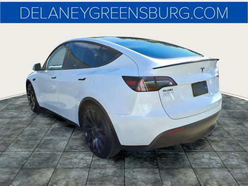 Used 2023 Tesla Model Y Performance AWD/4WD image 5
