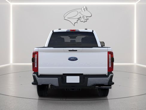 New 2026 Ford F250 Lariat w/ Chrome Package image 5