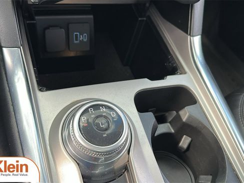 Used 2022 Ford Explorer XLT w/ XLT Sport Appearance Package image 24