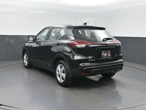 Used 2025 Nissan Kicks Play S FWD image 3