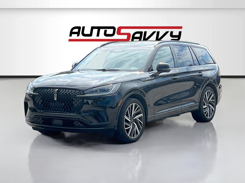 Used 2025 Lincoln Aviator Black Label w/ Jet Appearance Package AWD/4WD image 3