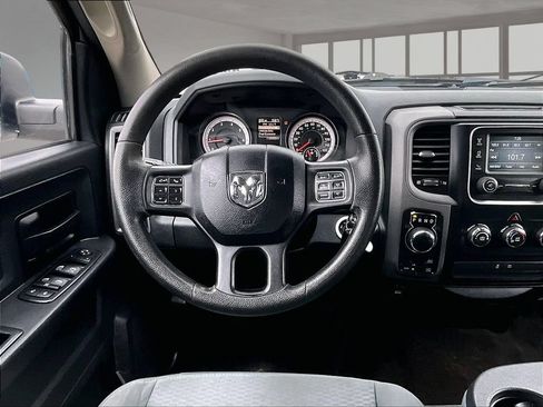 Used 2015 RAM 1500 Express AWD/4WD image 6