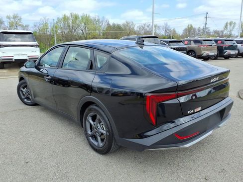 Used 2025 Kia K4 FWD image 17