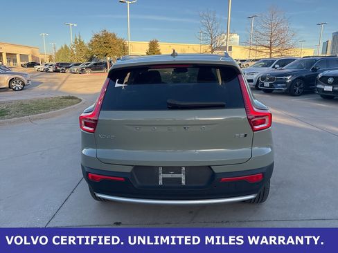 Certified 2025 Volvo XC40 B5 Core image 6