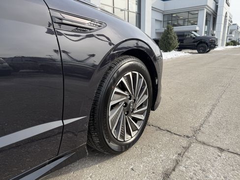 Certified 2025 Hyundai Sonata Limited image 15