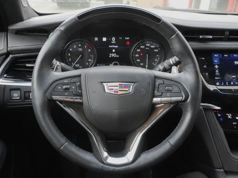 Used 2023 Cadillac XT6 Sport w/ Platinum Package image 15