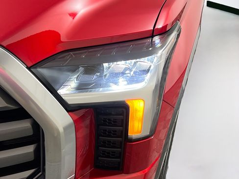 Used 2024 Toyota Tundra Limited image 11